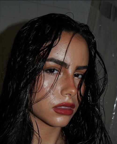 1000072027320a86cec3de89ad