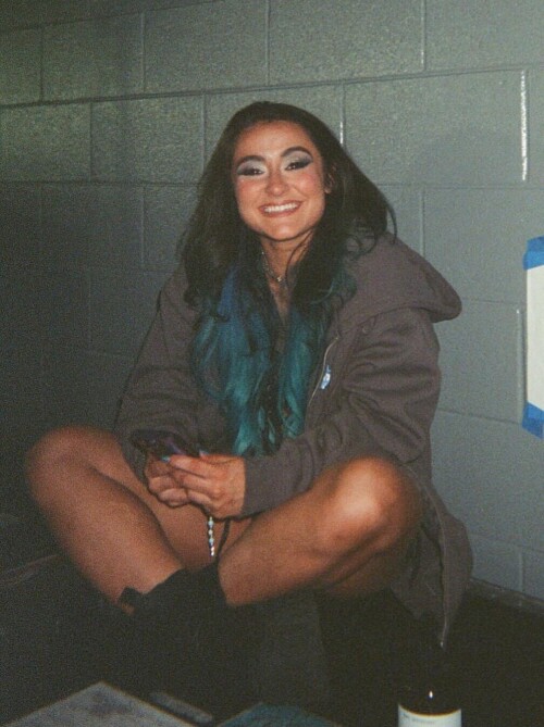 1000072461659eabae4864bafc