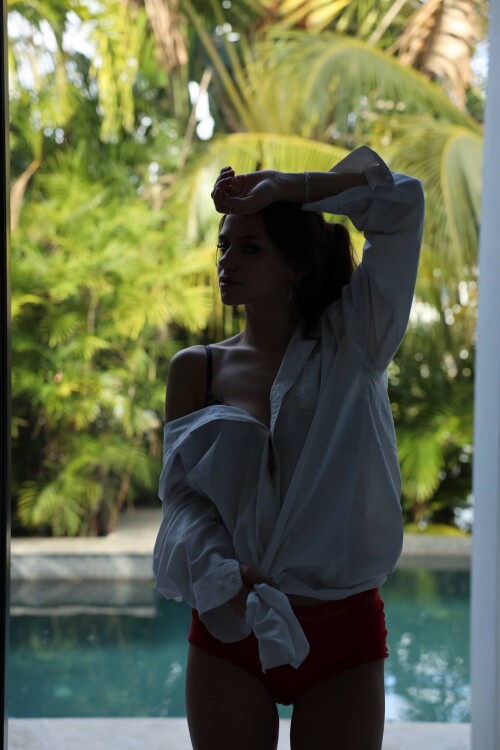 1000072500789051cd8633f256