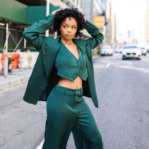 10000727529dadc6358549b439