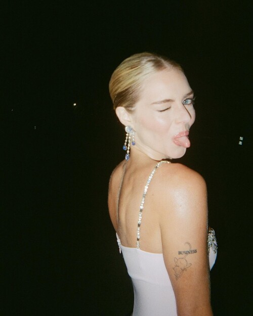 100007286510fcf5a3d74668ec