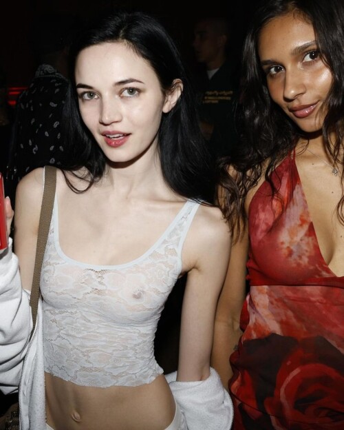 1000072896d26fde5f9a910c53