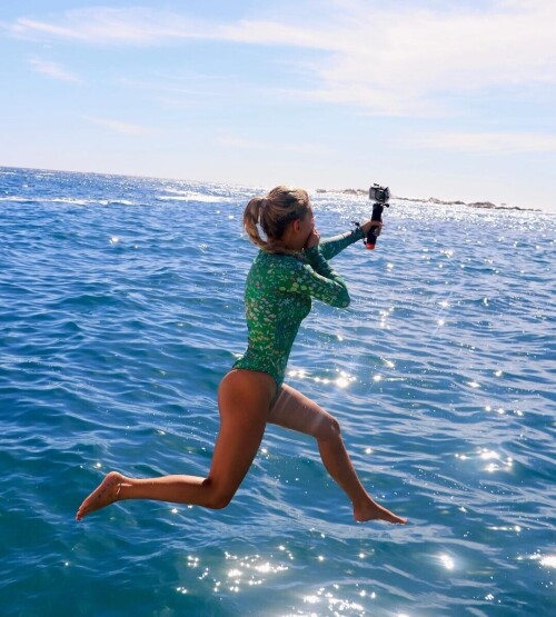 10000733442ba613368580c232