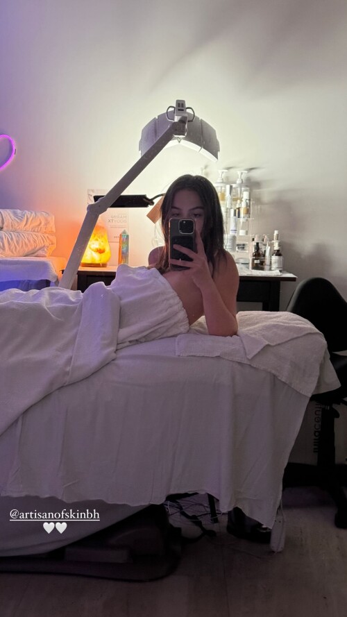 1000073779700518b9670d017b