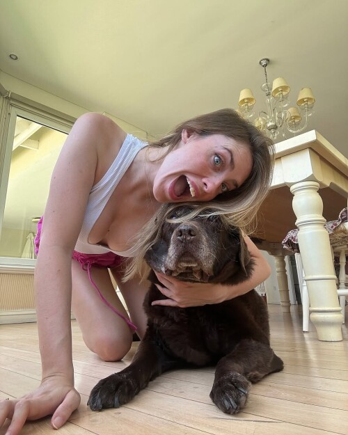 1000074005761aefd9eb52c15f