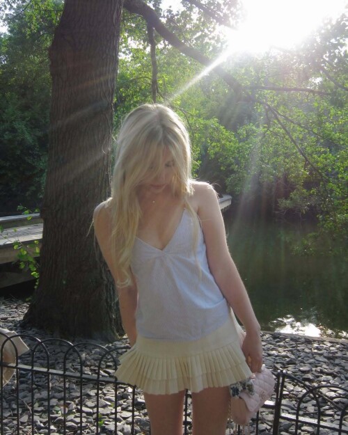 10000743209d1c5b89cc4b67e2