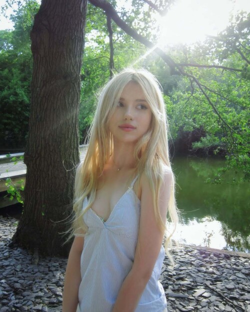 1000074325e6b86a7eee403168