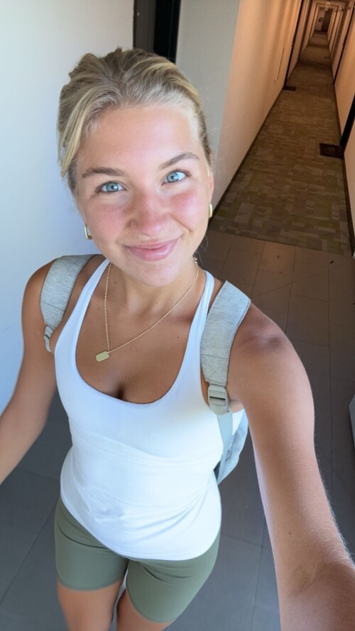 1000075161e40bfe5da5c1d141