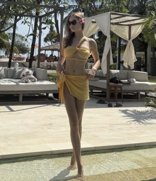 1000075848b712673aca9e02ec