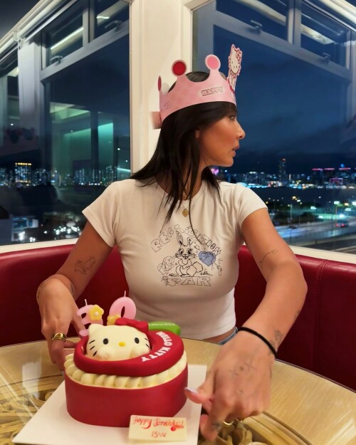 1000076008c2af2391d7a21881