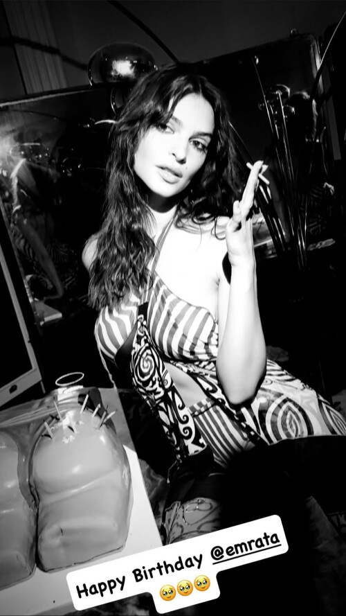 10000762101f79611d3a379a9e