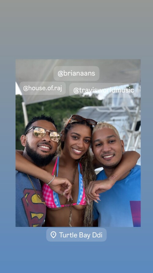 1000076639461526955d629318