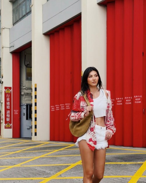 1000076707ed83c12ea548fbde