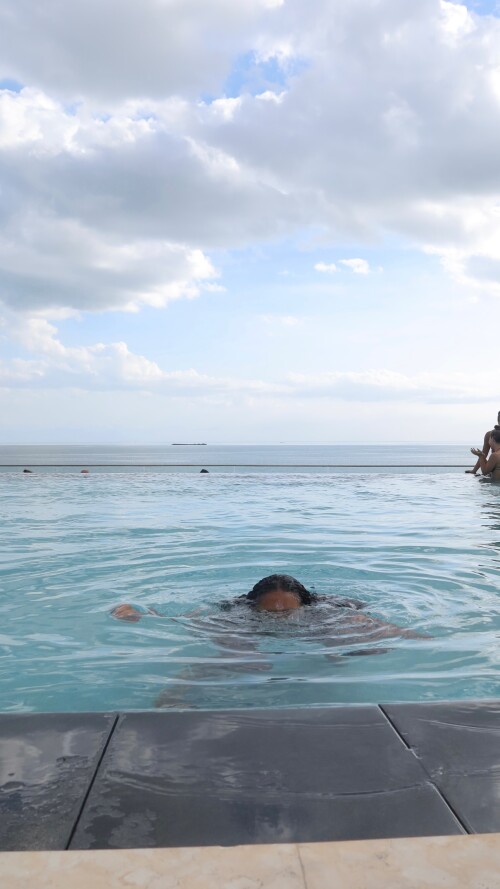 10000767634dc07b80d0e7859b