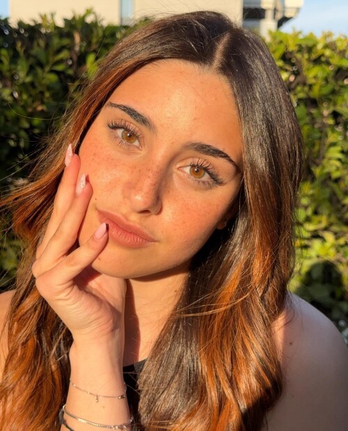 1000076836de93b28e3f3cad6b