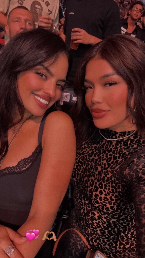 1000079427f845f2867acc1470