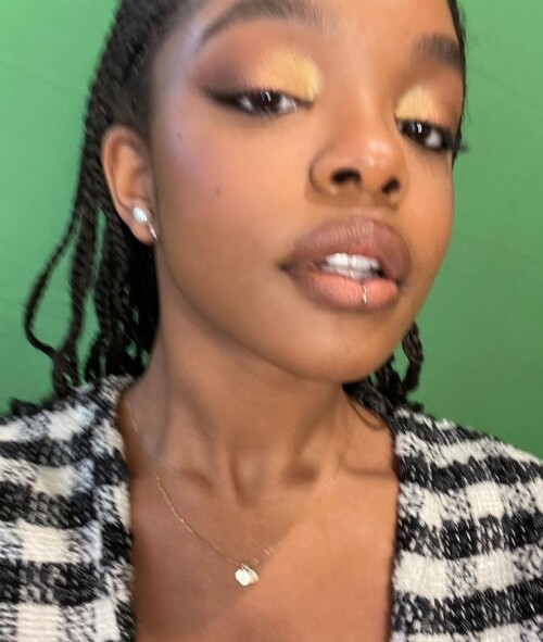 10000797197a0a8d408b804711