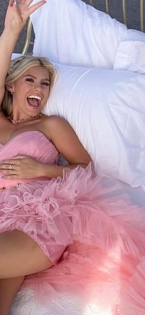 10000801948a84ce8d91ea614c