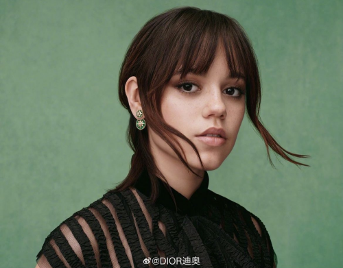 1000081059b3ba9dd5e16c271f