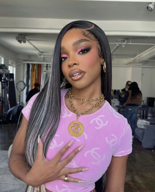 10000813015fceee93e06ac754