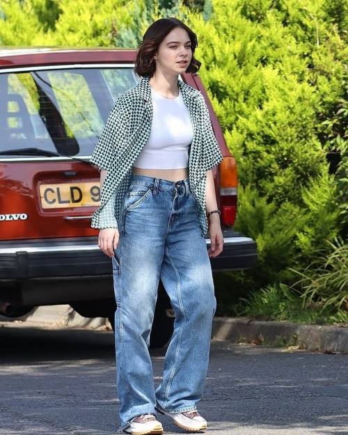 10000821051e83402d30235804