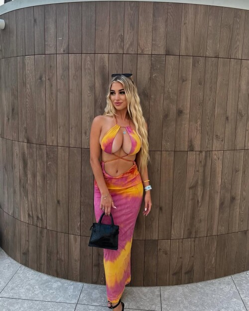 100008344325b9dabc5bd2a44b