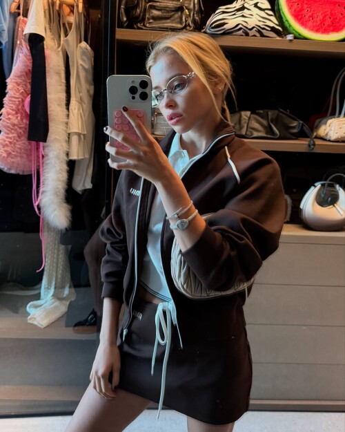 10000834720d76ca440c80776c