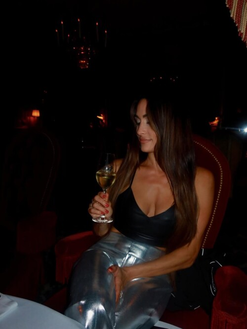 1000083725f7a17bd34084a63b