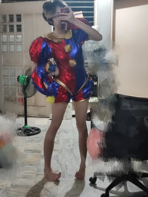 10000837674f768bb8b4937eee