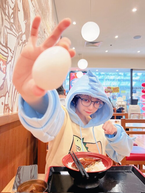 1000083769d032e255c715e921