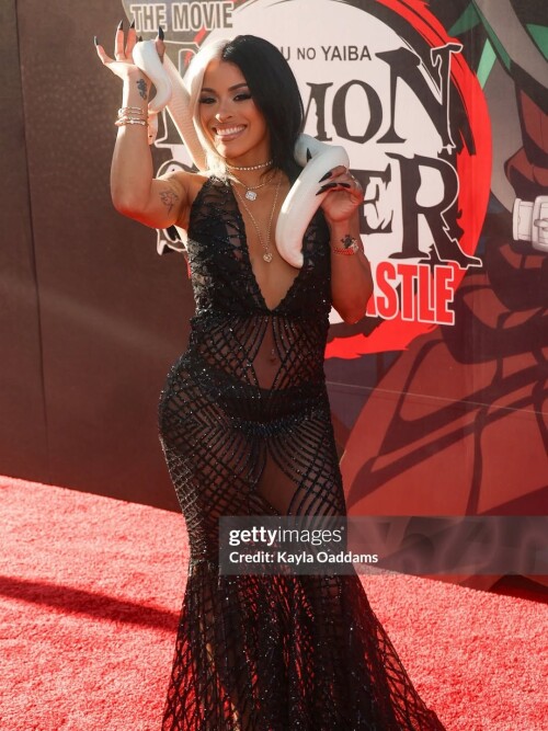 1000084165105b6fad15a51fab