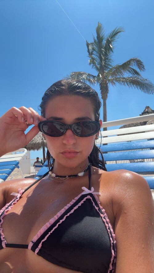 10000844378a69d34344f2b9b8