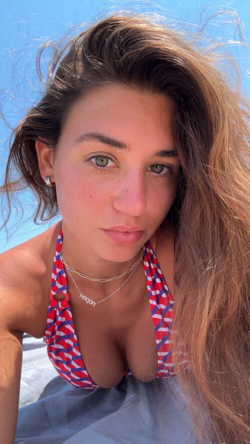 1000084440d6fb3ffc2456b4a7