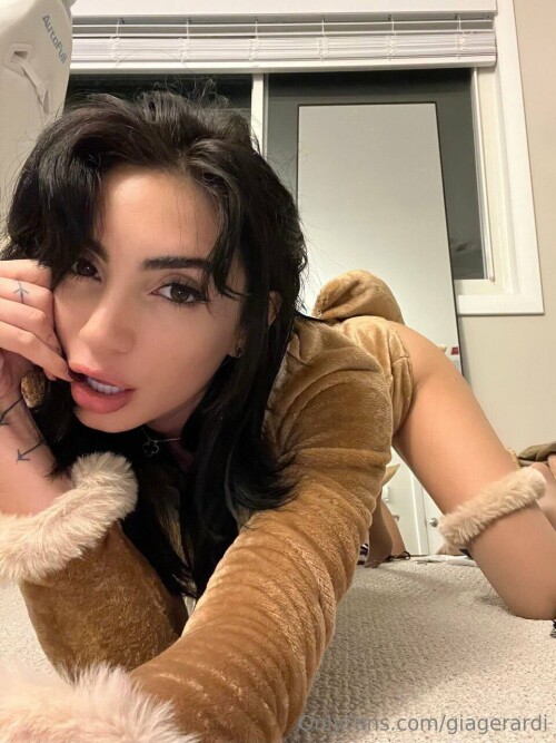 10000846004d718cd858aeb98b