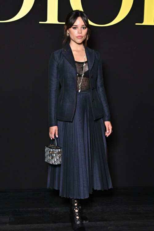 1000084771238cffecb30a663b