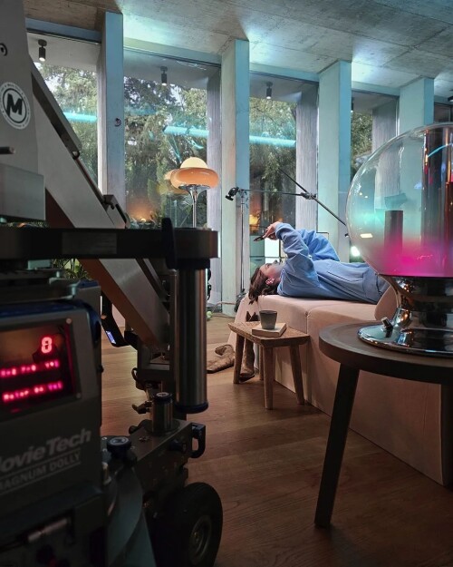 10000851363ec727d8d6f2b8a3