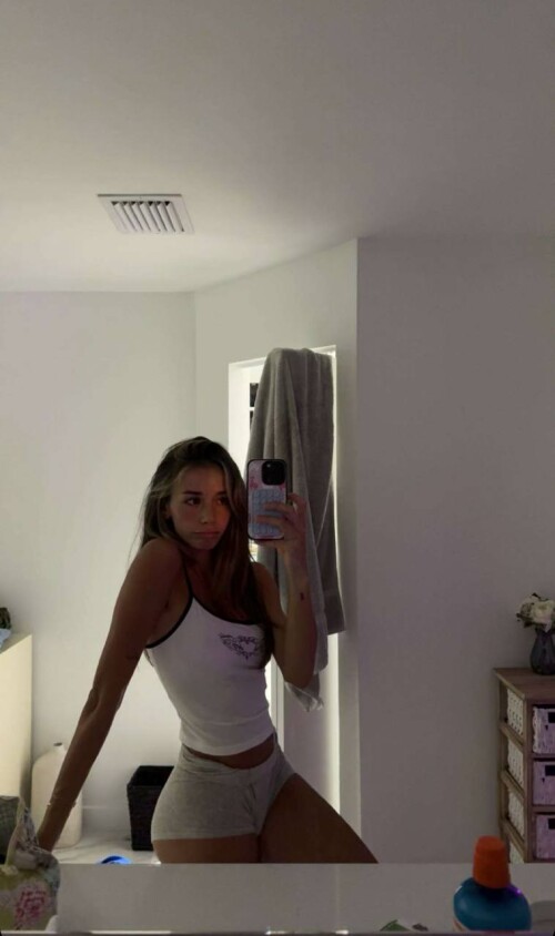 1000085859eda4be018fc923fc