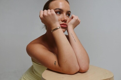 1000086445abc478bda2de1892