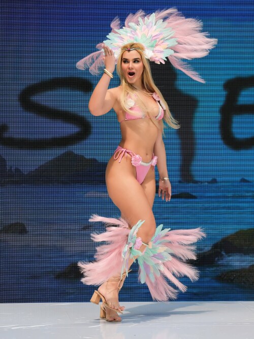 1000086534b748220b79ce07c1