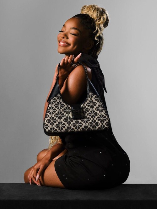 1000086880cd38a3d9655d18ed