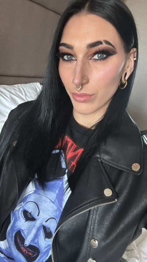 1000087167f7058fc1aa1f8b83