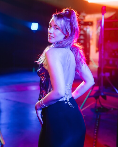 10000871775587daffcc0dbd62