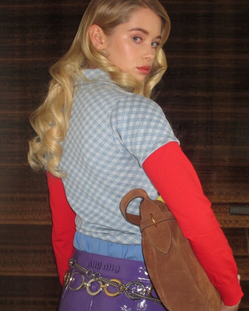 1000087696decf7760ccc19ba8