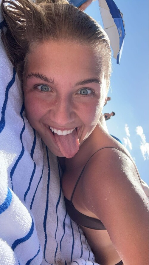 1000087775339b567cedcd219e