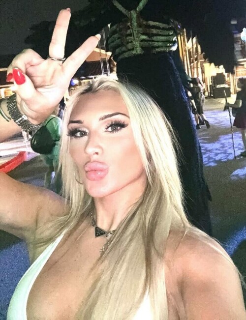 10000878076f57edc2eb20801e