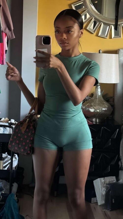 10000887799f944a2b6f0ffae6