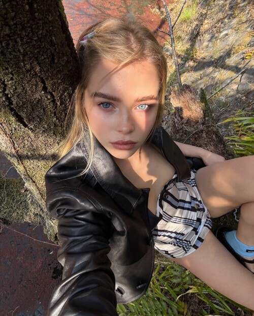 100009063271695e56e122fc66