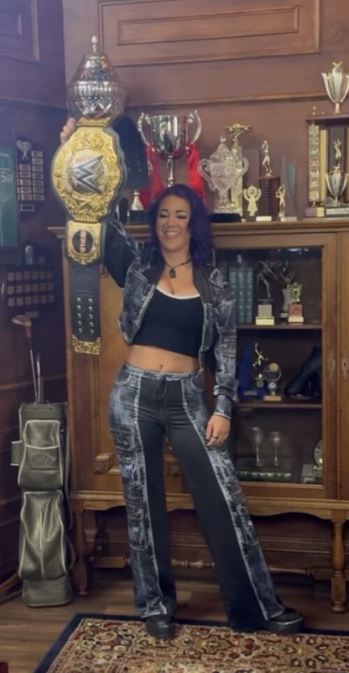 1000090776de2ec54b80cdcddb