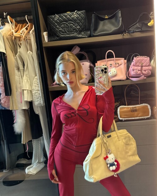 10000908245fc94d072ddfb5c3