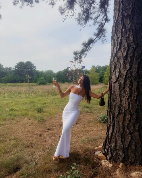 10000912930f27f3bc27e99715